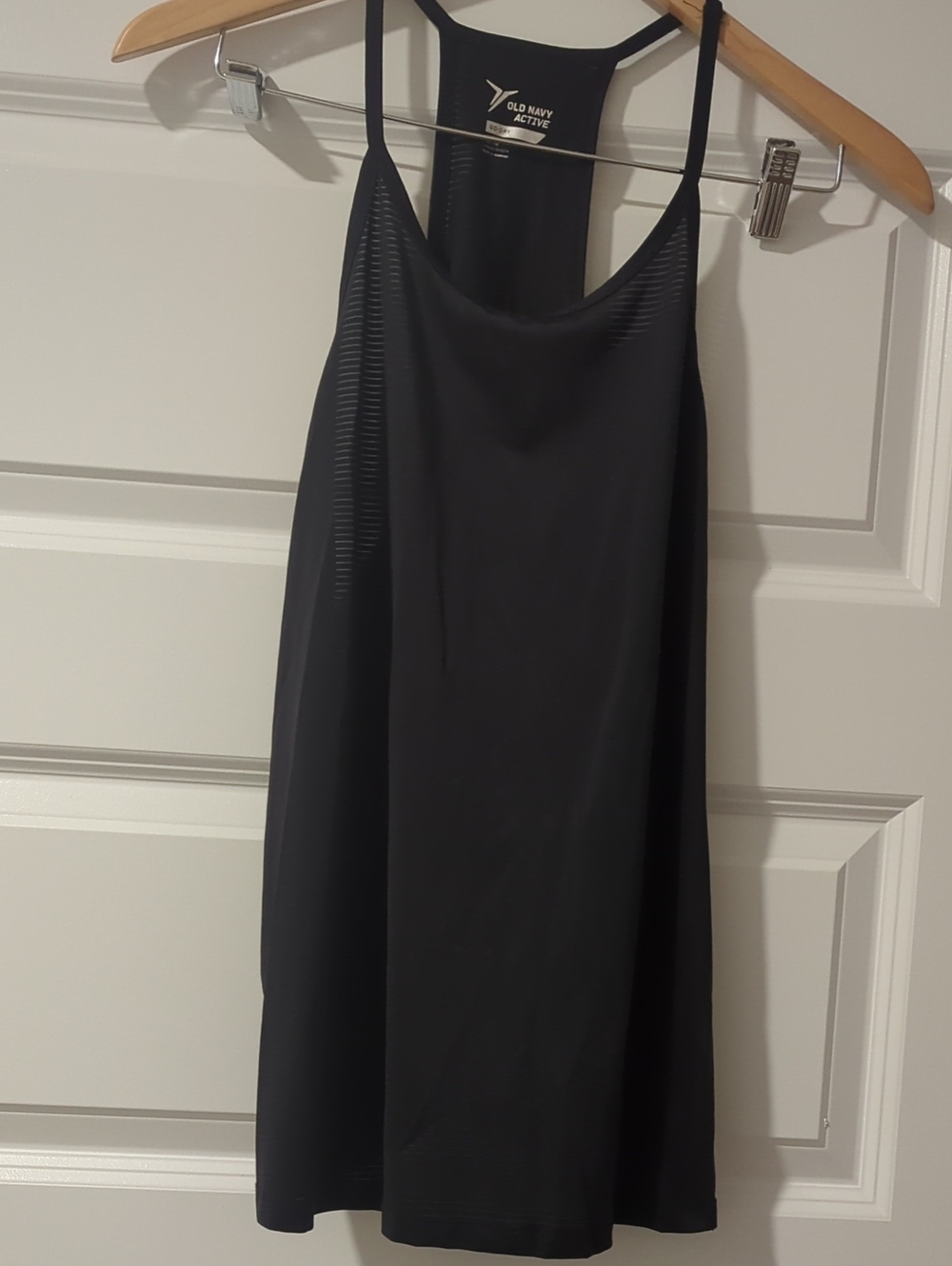 Old Navy Black Racerback Top P2P 24 L27